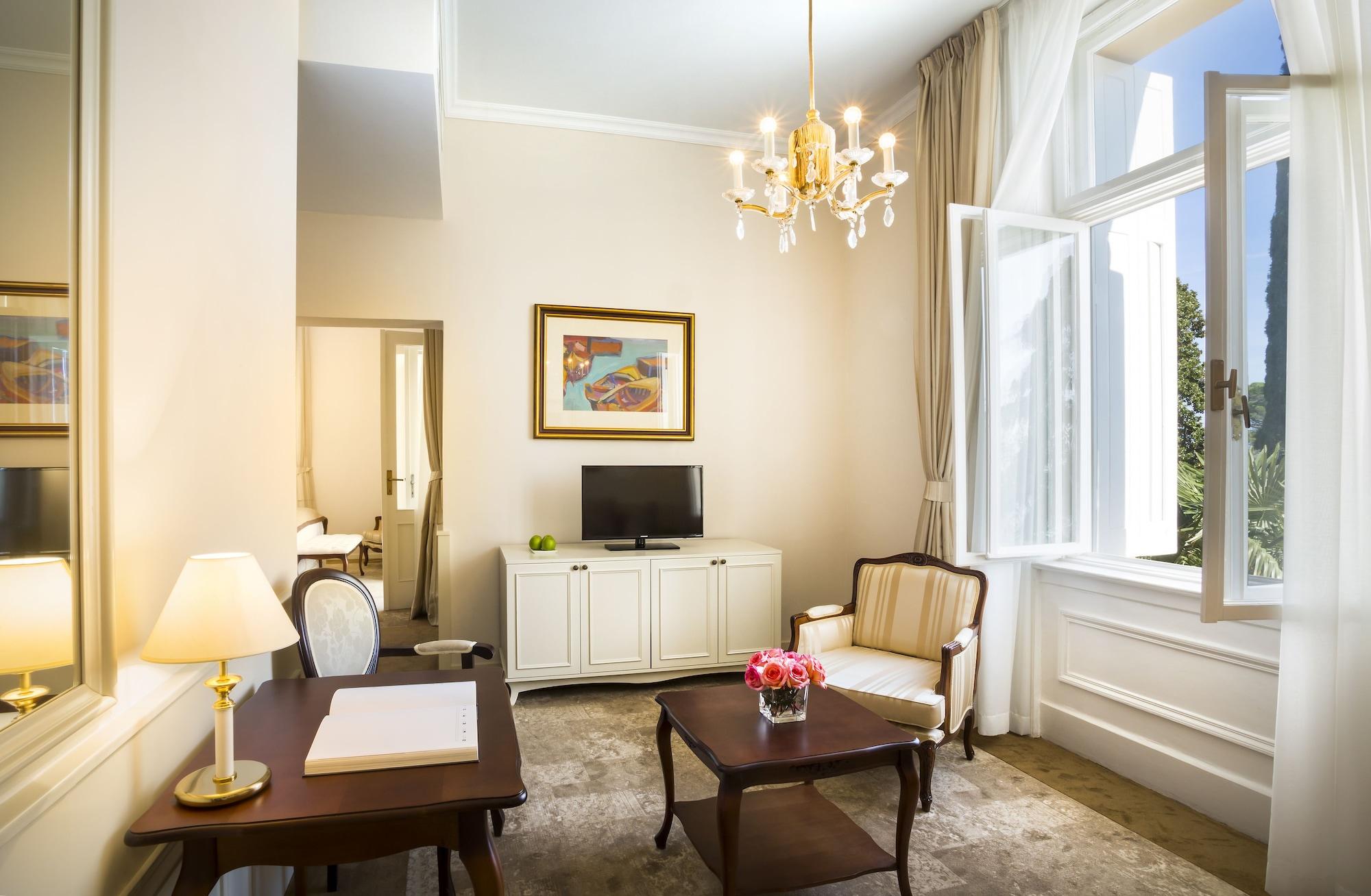 Villa Amalia - Liburnia (Adults Only) أوباتيا المظهر الخارجي الصورة