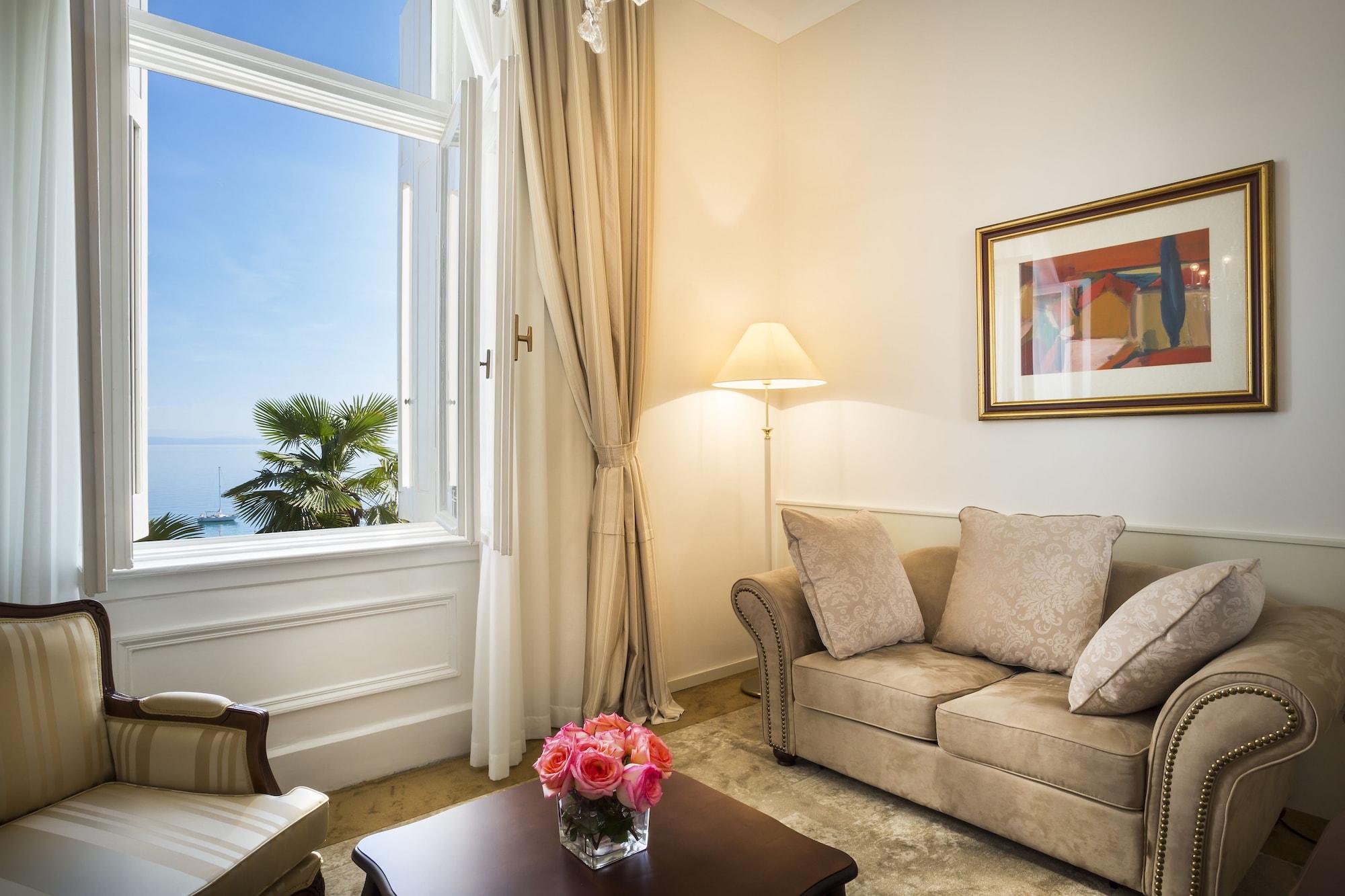 Villa Amalia - Liburnia (Adults Only) أوباتيا المظهر الخارجي الصورة