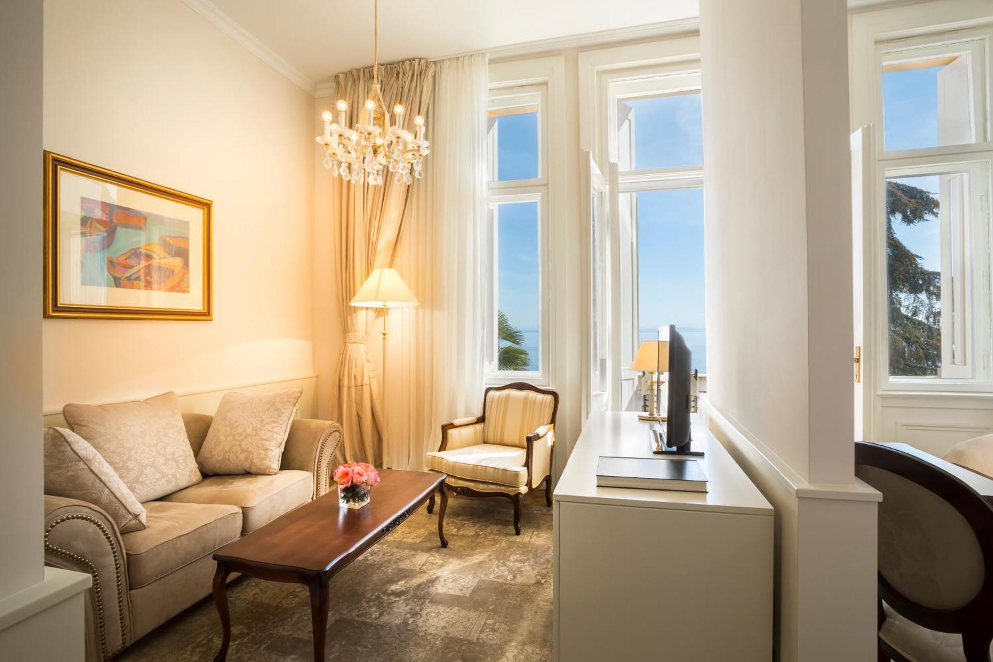 Villa Amalia - Liburnia (Adults Only) أوباتيا المظهر الخارجي الصورة