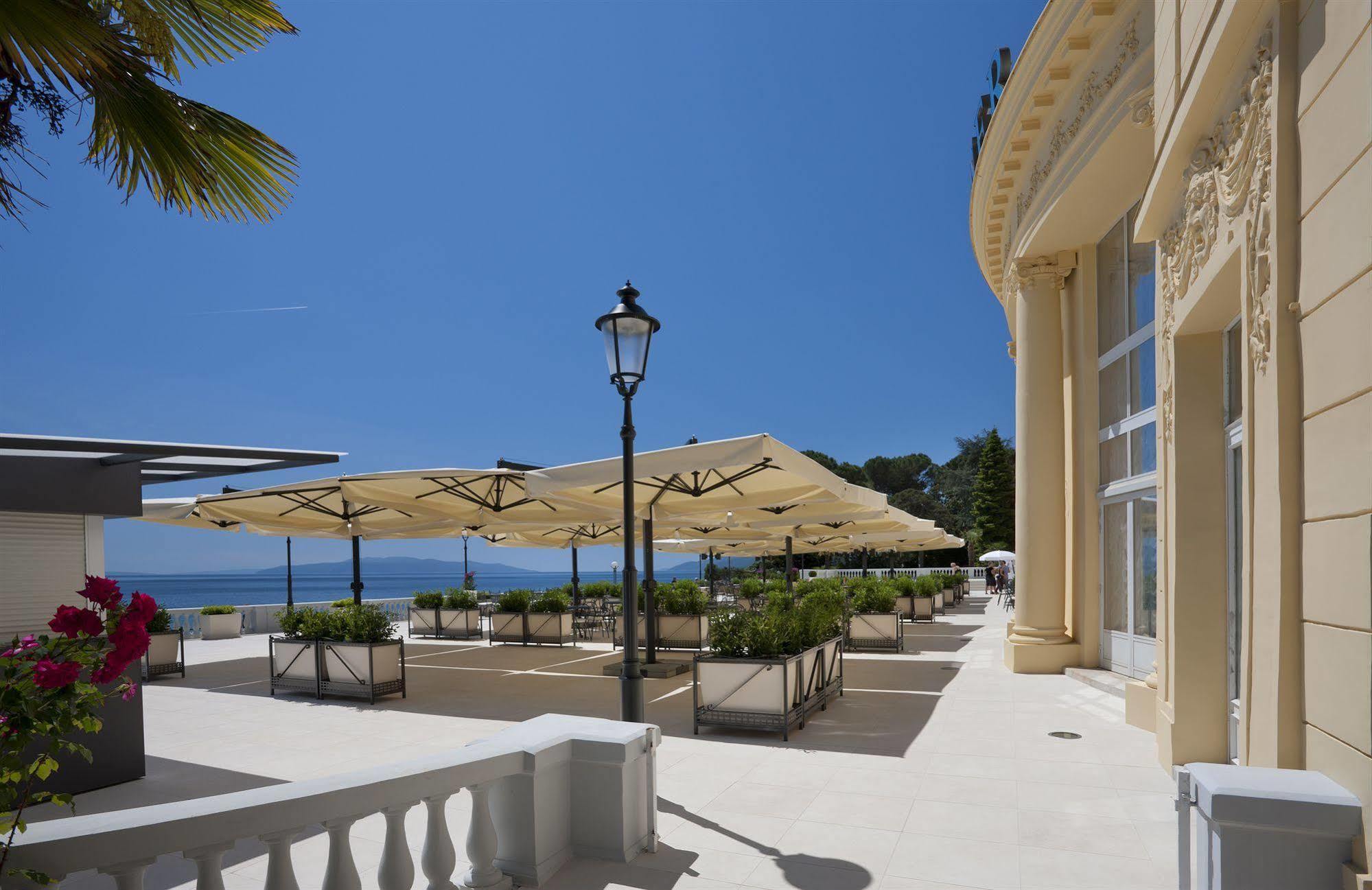Villa Amalia - Liburnia (Adults Only) أوباتيا المظهر الخارجي الصورة
